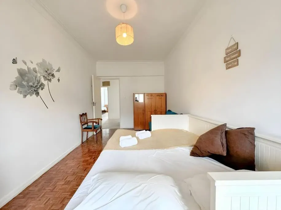Pascoal De Melo Flat By Homeful Homes Lisbon 0*,