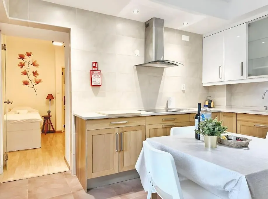 Pascoal De Melo Flat By Homeful Homes Lisbon Apartment
