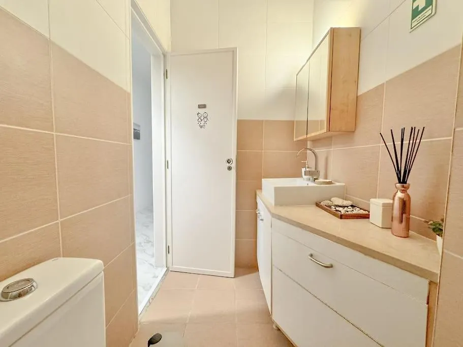 Pascoal De Melo Flat By Homeful Homes Lisbon Apartment