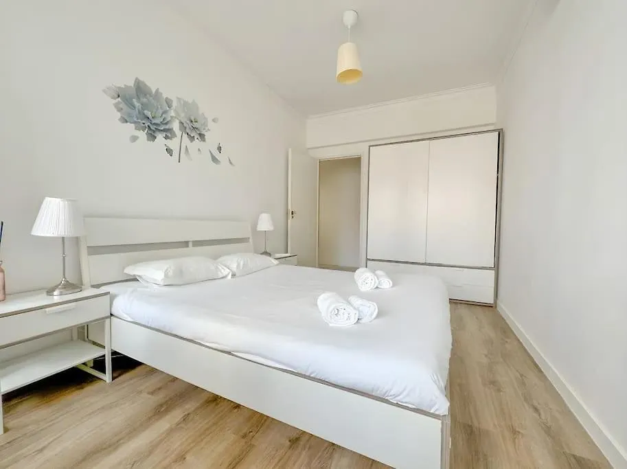 Pascoal De Melo Flat By Homeful Homes Lisbon
