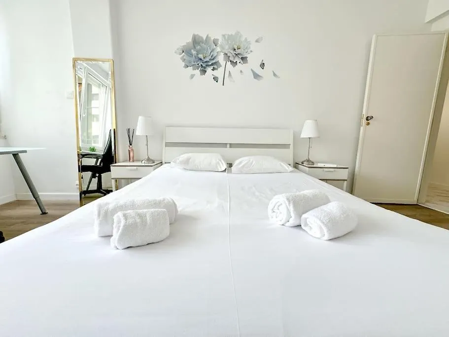 Apartment Pascoal De Melo Flat By Homeful Homes Lisbon Portugal