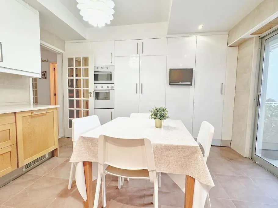 Pascoal De Melo Flat By Homeful Homes Lisbon Portugal
